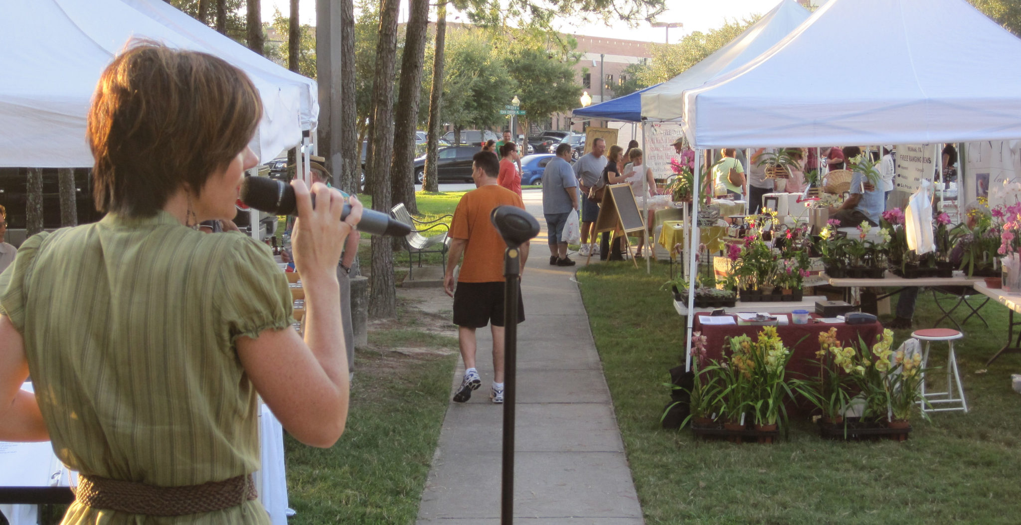 Picture of Pam Molnar